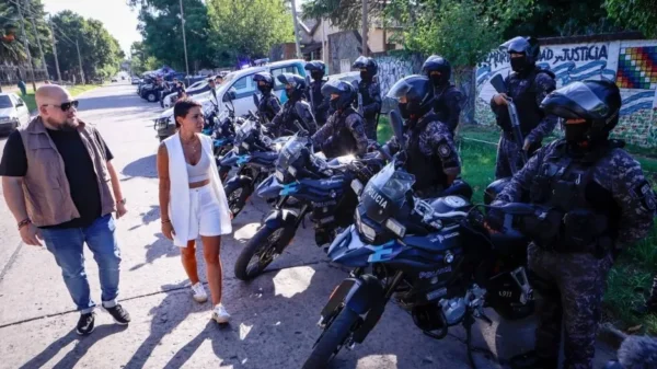 mayra_supervisx_un_nuevo_operativo_de_saturacixn_y_refuerzo_de_seguridad_en_quilmes_2.jpg_1480801792