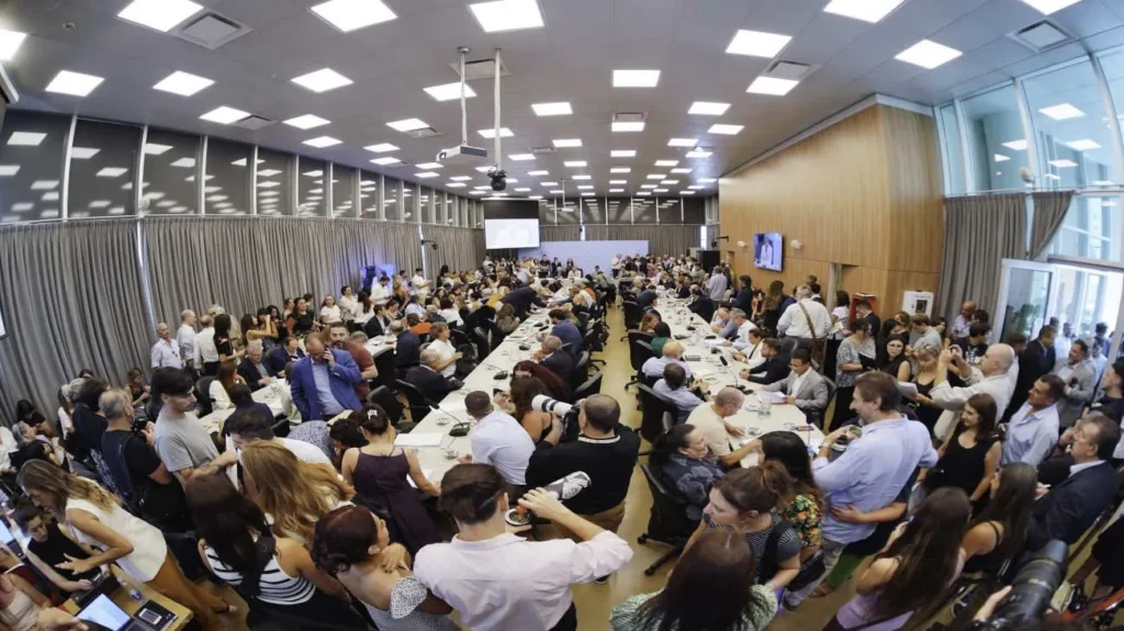 COMIAION DE ASUTOS CONSTITUCIONAES