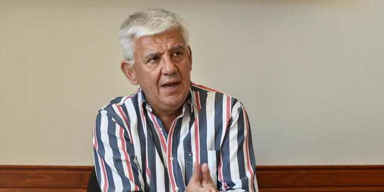 Alejandro-Dichiara-apertura-de-Monte-Hermoso-propietarios