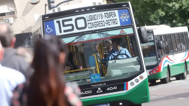 colectivos-pasajeros-transporte-publico