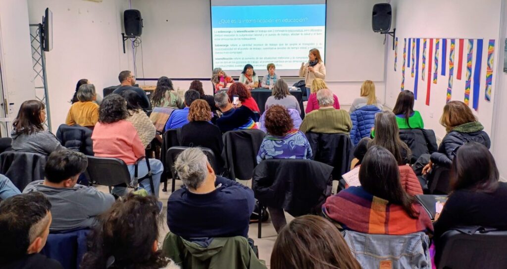 reunion-docentes-1536x814